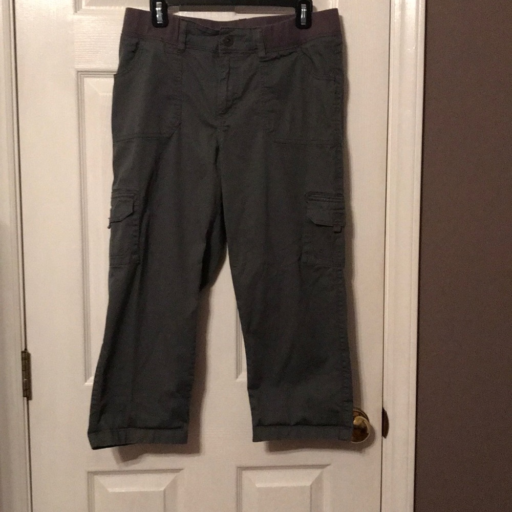 Dark gray capris